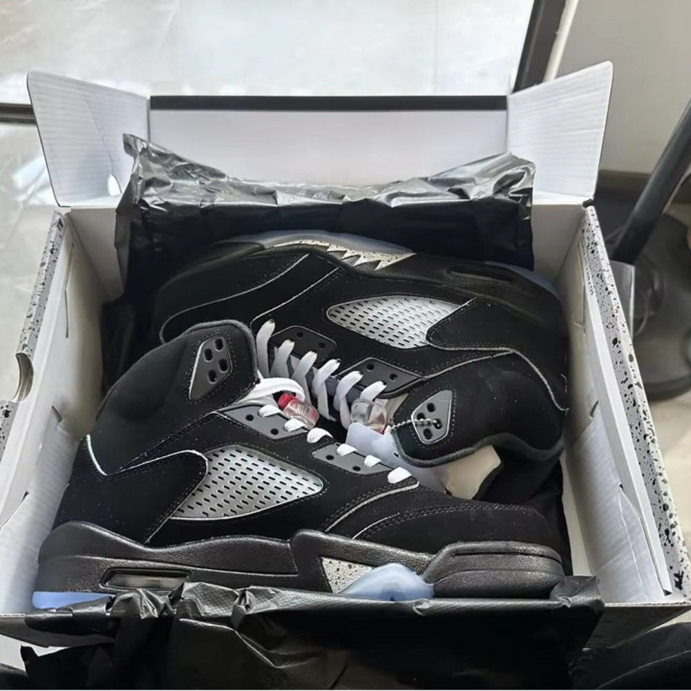 Air Jordan 5 Black Metallic